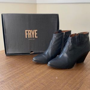 Black Frye Reina Bottie